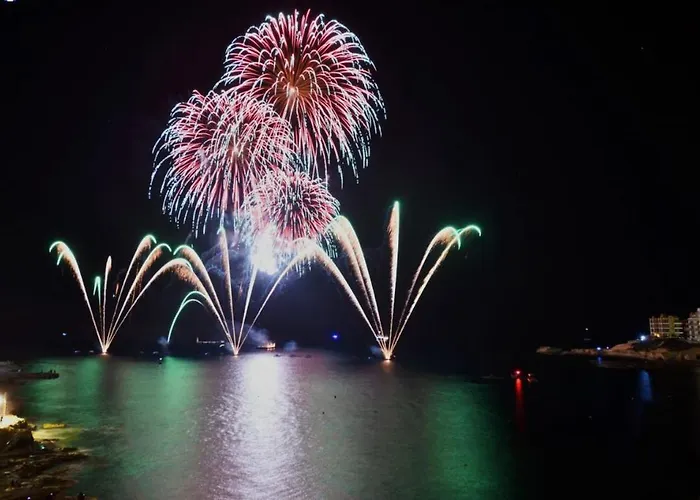 Apartment Seafront No 10 *