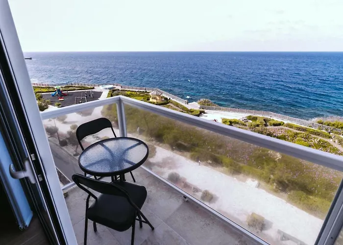 Seafront No 10 Apartment Marsalforn